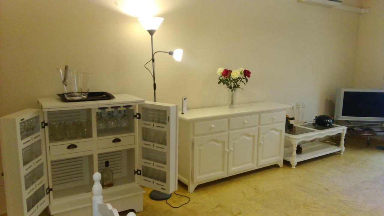 Bajo Con Jardin Wifi Junto Al Mar Apartament *