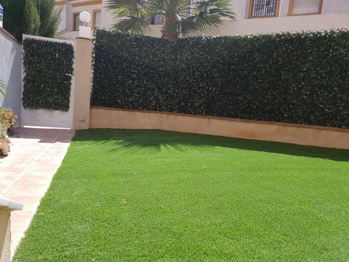 Bajo Con Jardin Wifi Junto Al Mar Apartament